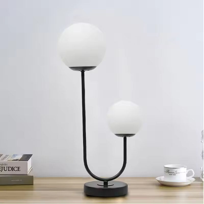 Arka Globe Lamp